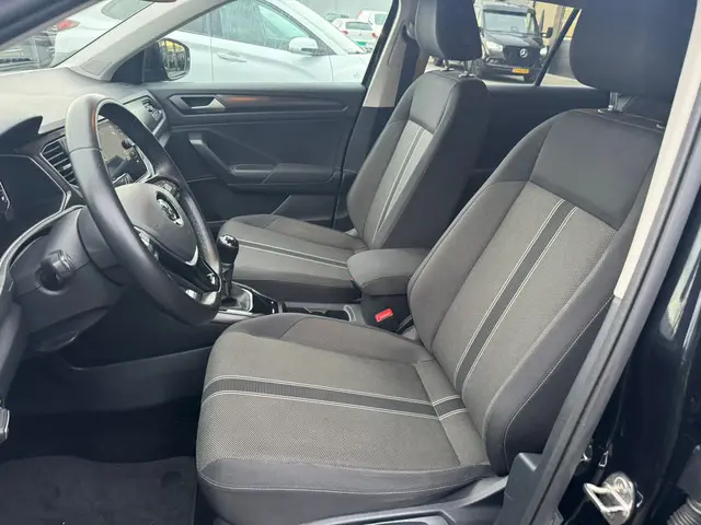 Volkswagen T-Roc 1.5 TSI Style 2019 Benzine 19