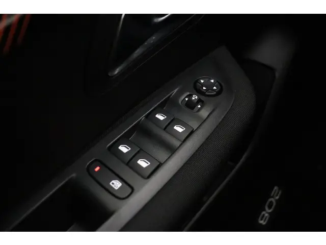 Peugeot 208 1.2 PureTech Active Pack 2023 Benzine 20