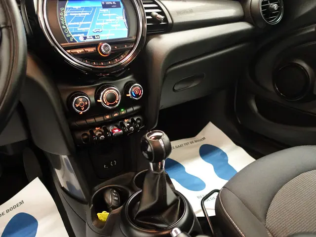 MINI Cooper 1.5 D One Salt- 2015 Diesel 3