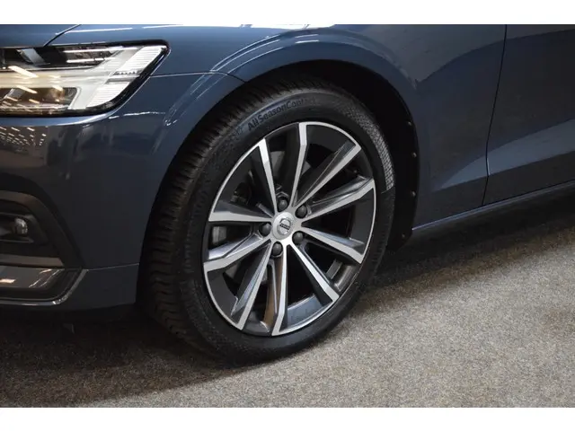 Volvo V60 50322km 2.0 B3 163pk AUT7 BNS Pro 2020 Benzine 3