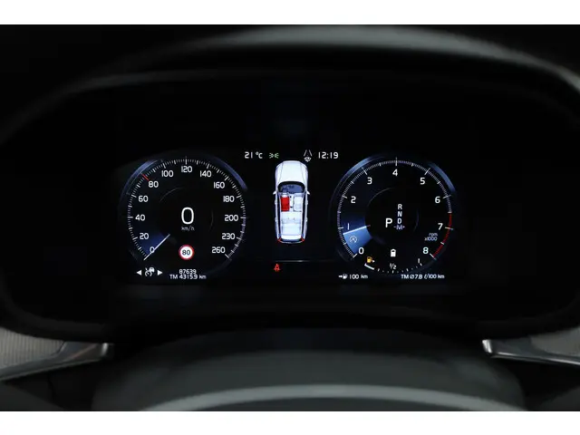 Volvo V60 2.0 B4 R-Design 2020 Hybride Benzine 10