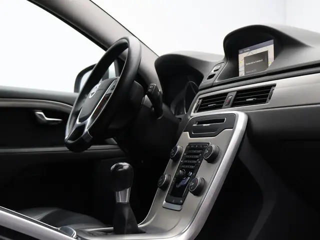 Volvo V70 T4 Nordic+ 2014 Benzine 12