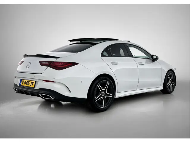 Mercedes-Benz CLA 180 AMG Line 2023 Hybride Benzine 2