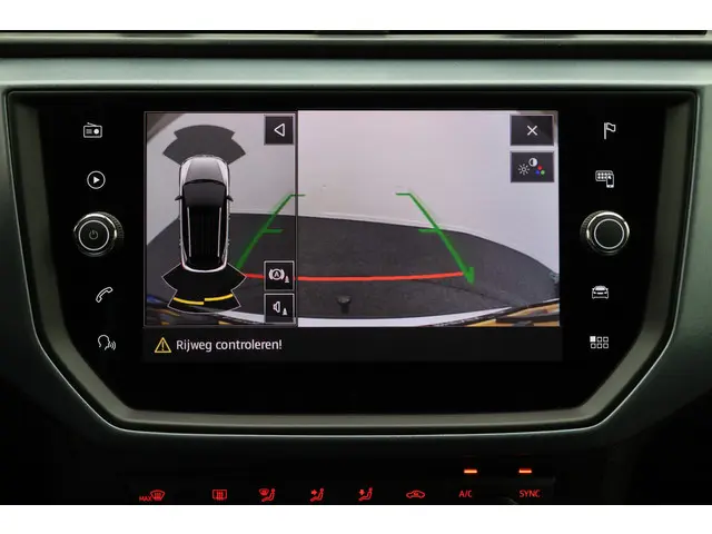 SEAT Arona 1.0 TSI Style Business Intense 2019 Benzine 42