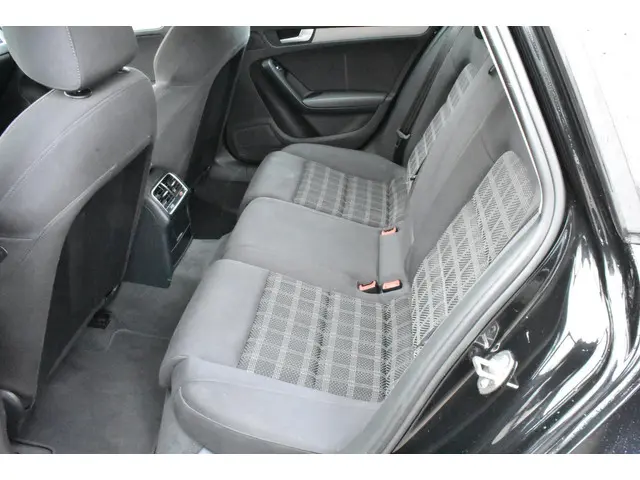 Audi A4 Avant 1.8 TFSI Pro Line S 2014 Benzine 14