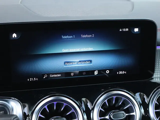 Mercedes-Benz EQB 300 4MATIC AMG line 2022 Elektrisch 24