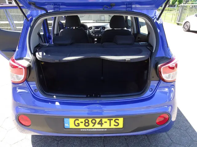 Hyundai i10 1.0i Comfort AIRCO/BT/CRUISE 2019 Benzine 9