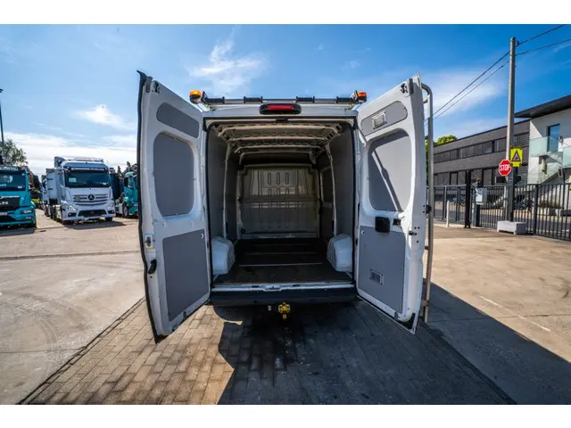 Citroën Jumper 2.0 HDI 2018 Diesel 10