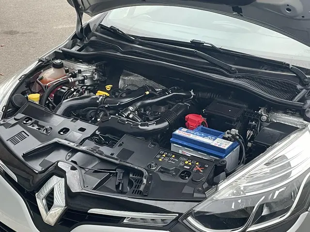 Renault Clio 0.9 TCe Eco2 Expression 2016 Benzine 16