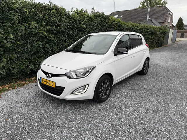 Hyundai i20 1.2i i-Motion 2014 Benzine 6