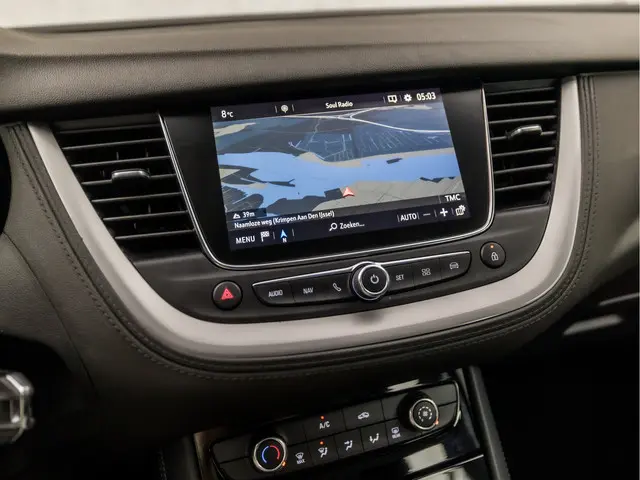 Opel Grandland X 1.2 Turbo Sport 2021 Benzine 25