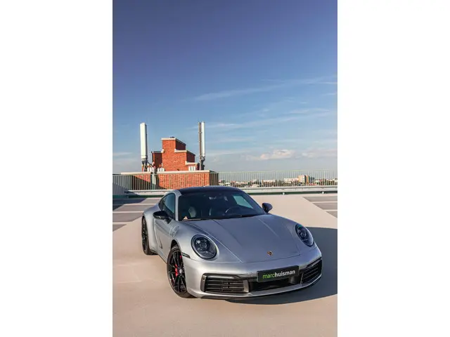 Porsche 911 3.0 Carrera 4S 2021 Benzine 88