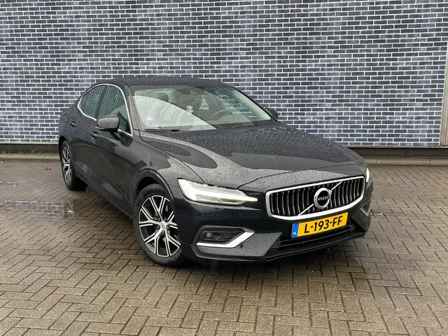 Volvo S60 2.0 B4 Inscription 2021 Benzine 4