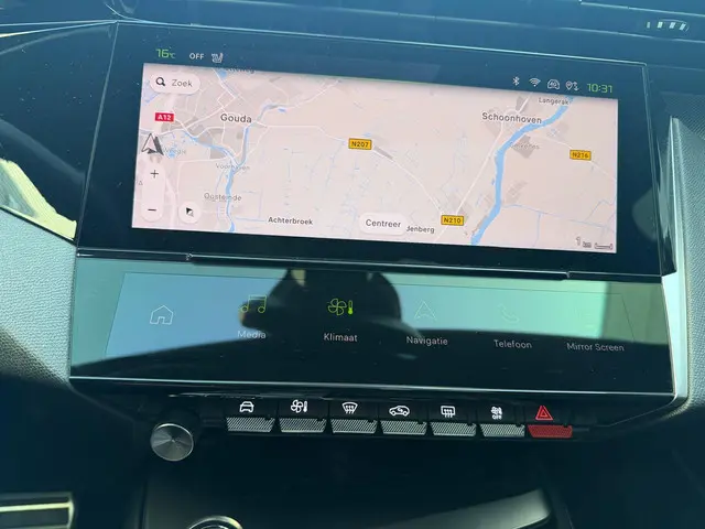 Peugeot 308 1.2 PureTech GT Pack Business 2022 Benzine 25