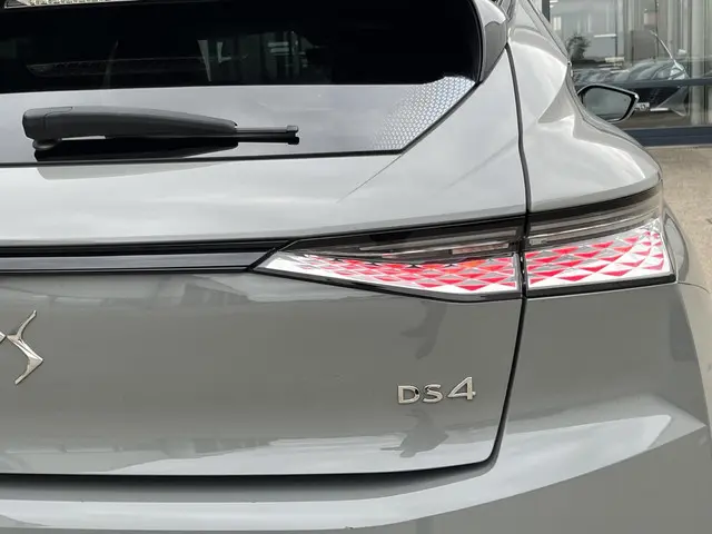 DS DS 4 E-Tense La Première 2022 Hybride Benzine 58