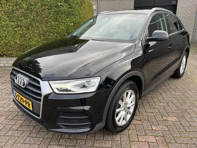 Audi Q3 1.4 TFSI CoD Adrenalin Automaat 2016 Benzine 2