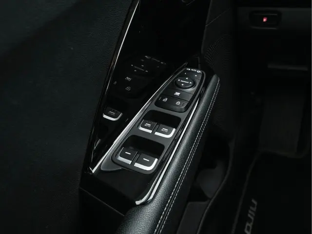 Kia Niro 1.6 GDi Hybrid DynamicLine 2021 Hybride Benzine 21