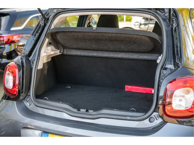 Smart Forfour 1.0 Pure 2017 Benzine 30