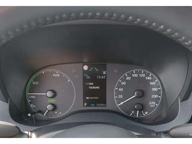 Toyota Yaris 1.5 Hybrid Active 2022 Hybride Benzine 12