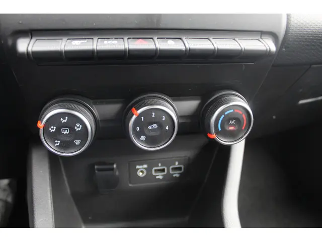 Renault Clio 1.0 TCe Zen 2020 Benzine 13
