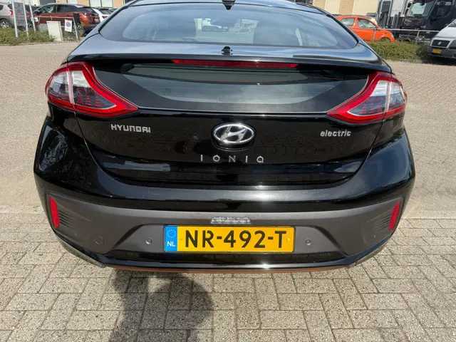 Hyundai IONIQ Comfort EV 2017 Elektrisch 25