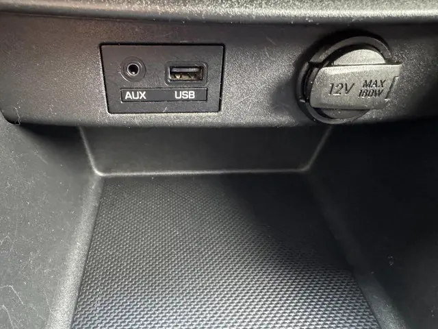 Hyundai i10 1.0i i-Motion Comfort 2016 Benzine 13