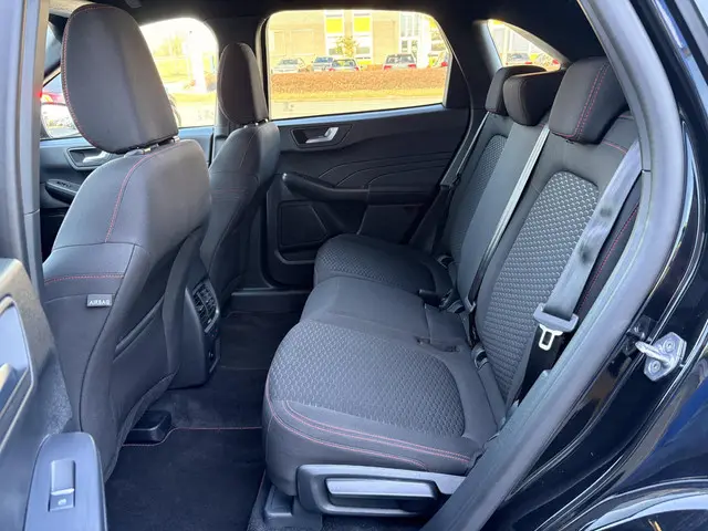 Ford Kuga 2.5 PHEV ST-Line 2025 Hybride Benzine 14