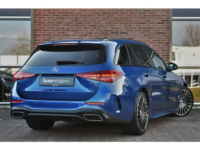 Mercedes-Benz C-Klasse 2