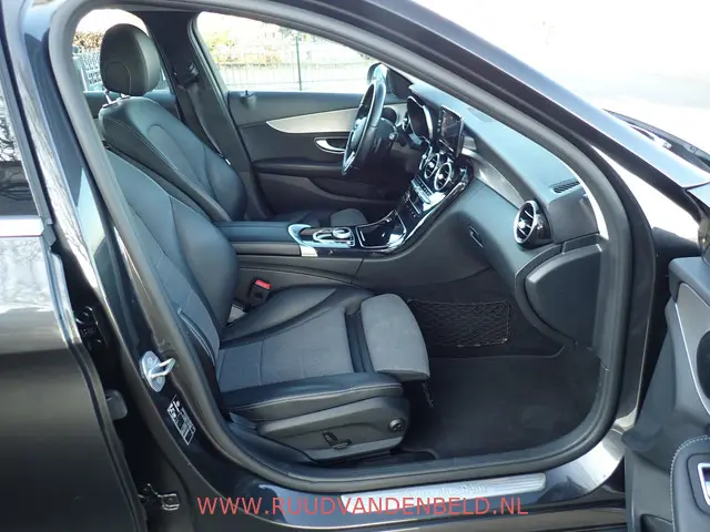 Mercedes-Benz C-Klasse Estate 300DE 2020 Hybride Diesel 24