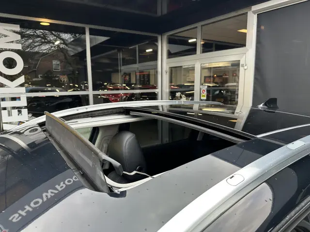 Honda HR-V 1.5 i-VTEC Executive 2016 Benzine 38