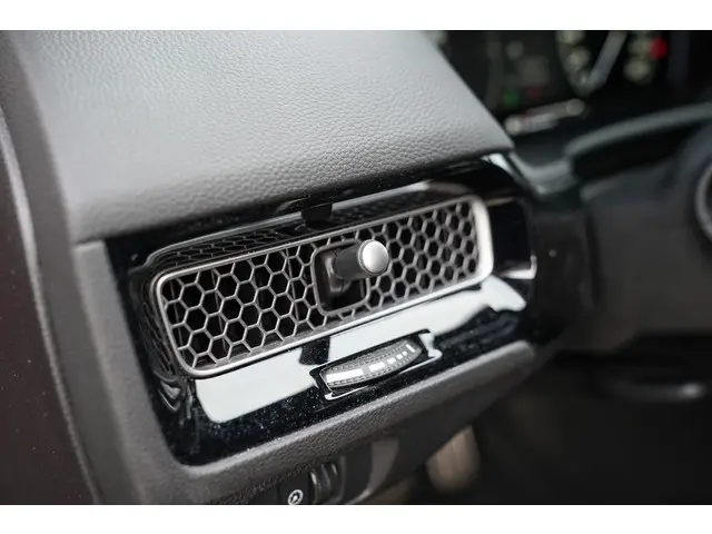 Honda Civic 2.0i e:HEV SPORT 2023 Hybride Benzine 46