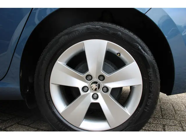 Škoda Scala 1.0 TSI Ambition 2021 Benzine 6