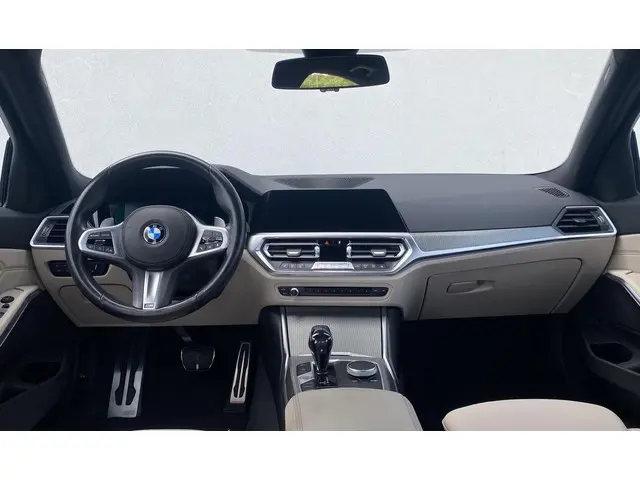 BMW 3 Serie 318i Business Edition Plus 2021 Benzine 3
