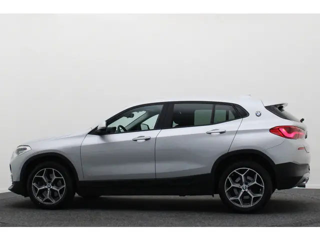 BMW X2 sDrive20i High Executive Automaat 2019 Benzine 7