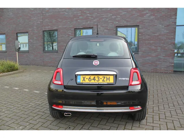 Fiat 500 1.0 Hybrid Dolcevita 2022 Hybride Benzine 7