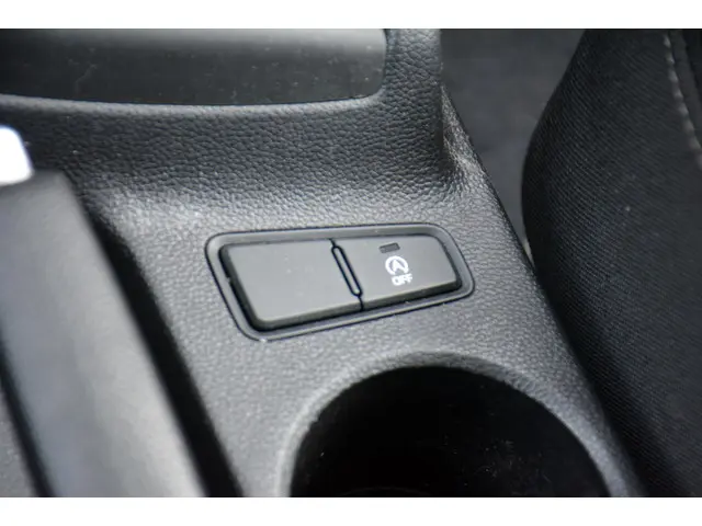 Hyundai i20 1.2 LP i-Drive Cool 2019 Benzine 16