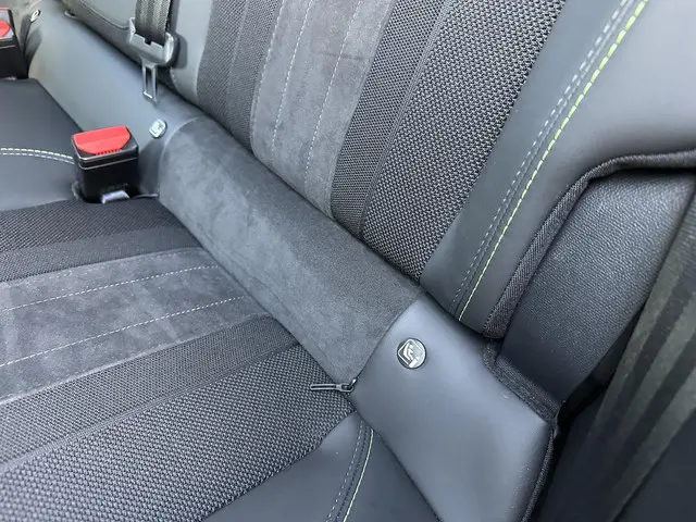 Peugeot e-208 EV GT Pack 136 PK 2022 Elektrisch 36