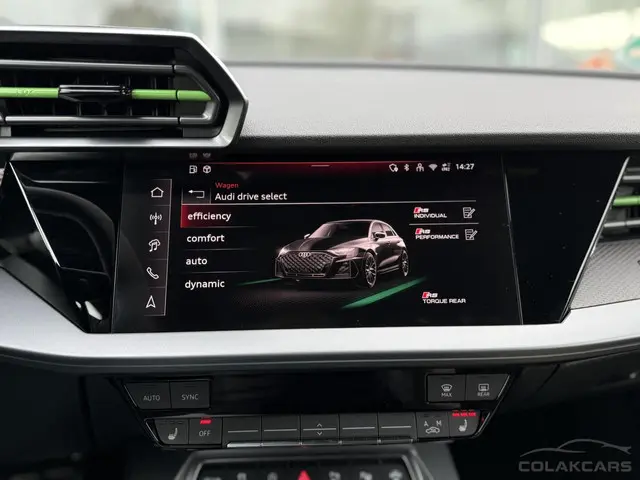 Audi RS3 2.5 TFSI RS 3 quattro 2025 Benzine 31