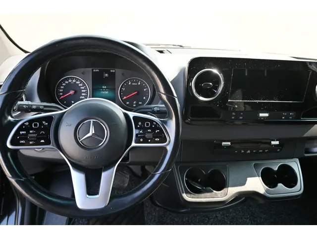 Mercedes-Benz Sprinter 319 CDI 3.0 V6 L2H2 2021 Diesel 17