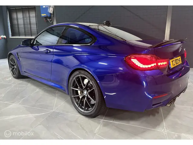 BMW M4 2