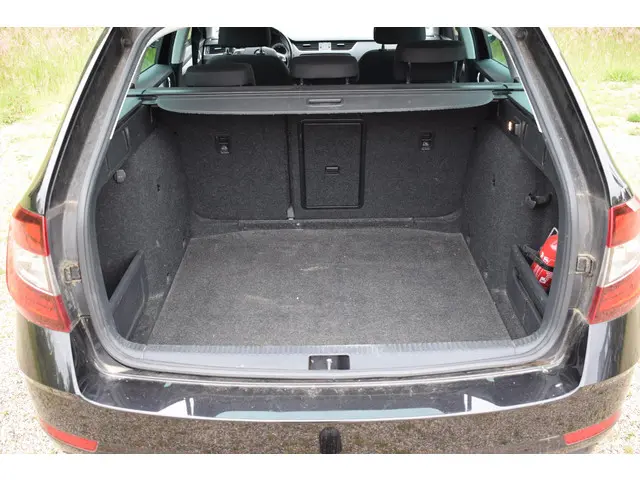 Škoda Octavia Combi 1.5 TSI Greentech Style 2018 Benzine 39
