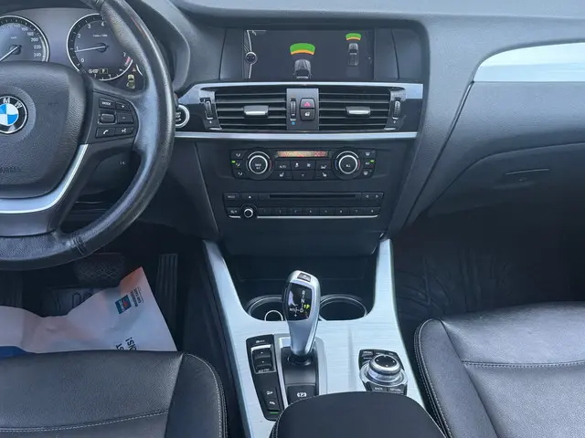 BMW X3 XDrive20i High Executive 2013 Benzine 18