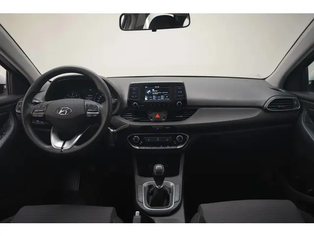 Hyundai i30 Wagon 1.4 [AC, Cruise, Led] 2017 Benzine 5
