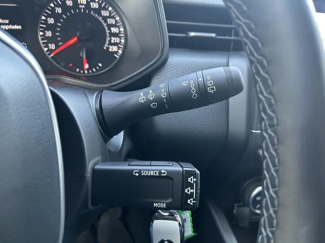 Renault Clio 1.0 TCe Zen 2022 Benzine 30