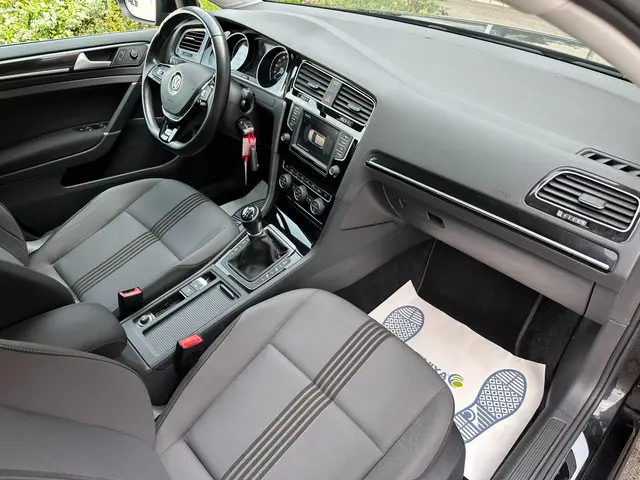 Volkswagen Golf 1.2 TSI Connected Series 2016 Benzine 19