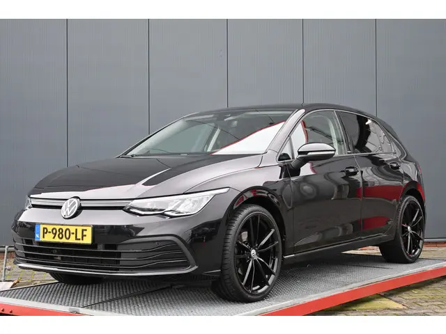 Volkswagen Golf 1.5 TSI 2021 Benzine