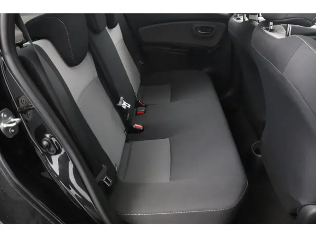 Toyota Yaris 1.5 Hybrid Dynamic 2020 Hybride Benzine 22