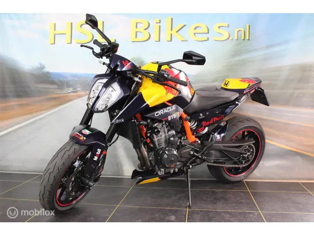 KTM 890 2