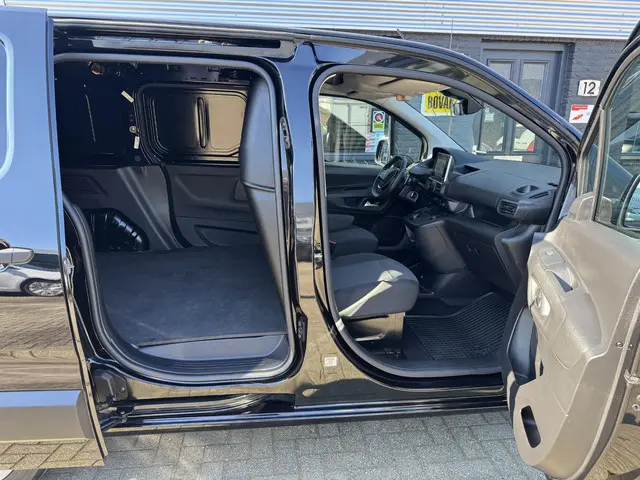 Peugeot Partner 1.5 BlueHDi 130 EAT8 S&S L1 2023 Diesel 12