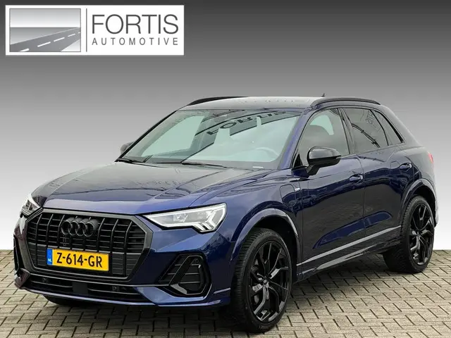 Audi Q3 45 TFSI e S edition 2023 Hybride Benzine